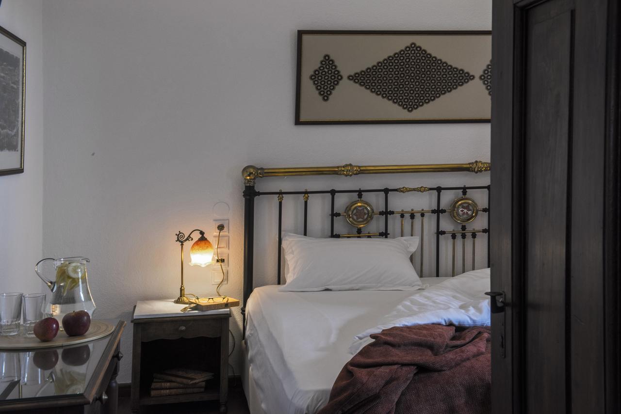 Arxontiko Mytilineou - Skretaion Bed & Breakfast Neochori  Екстериор снимка